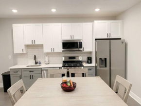 Modern 3 BR 2 BA with Patio
